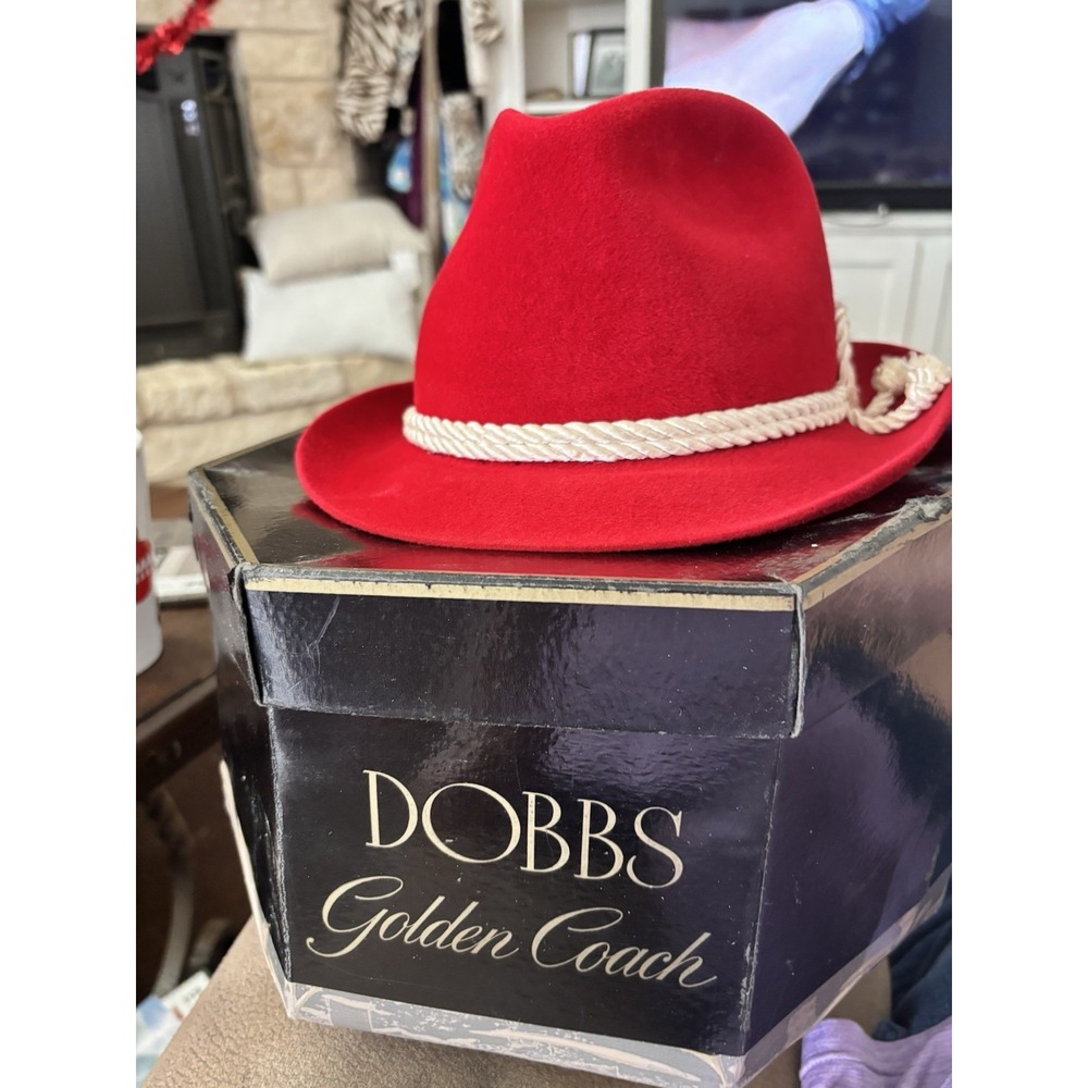 Pristine NOS Vintage 1960's Dobbs Golden Coach "TURF" Fedora Hat With Box Red